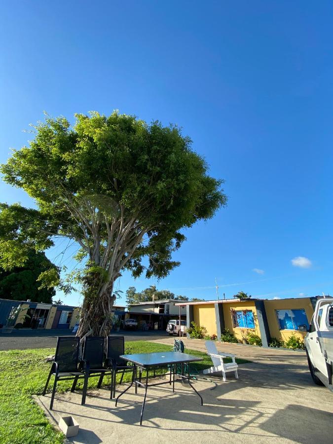Proserpine Motor Lodge Eksteriør billede