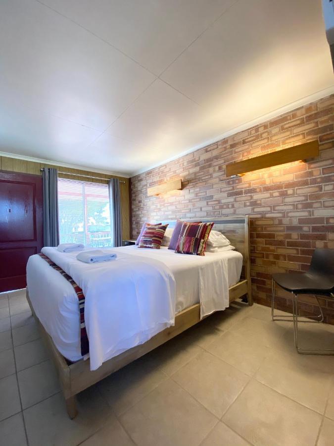 Proserpine Motor Lodge Eksteriør billede