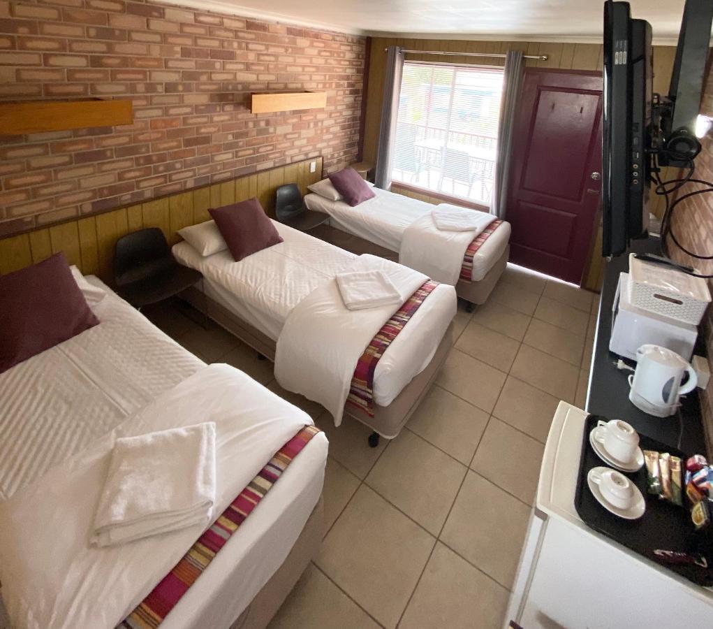 Proserpine Motor Lodge Eksteriør billede