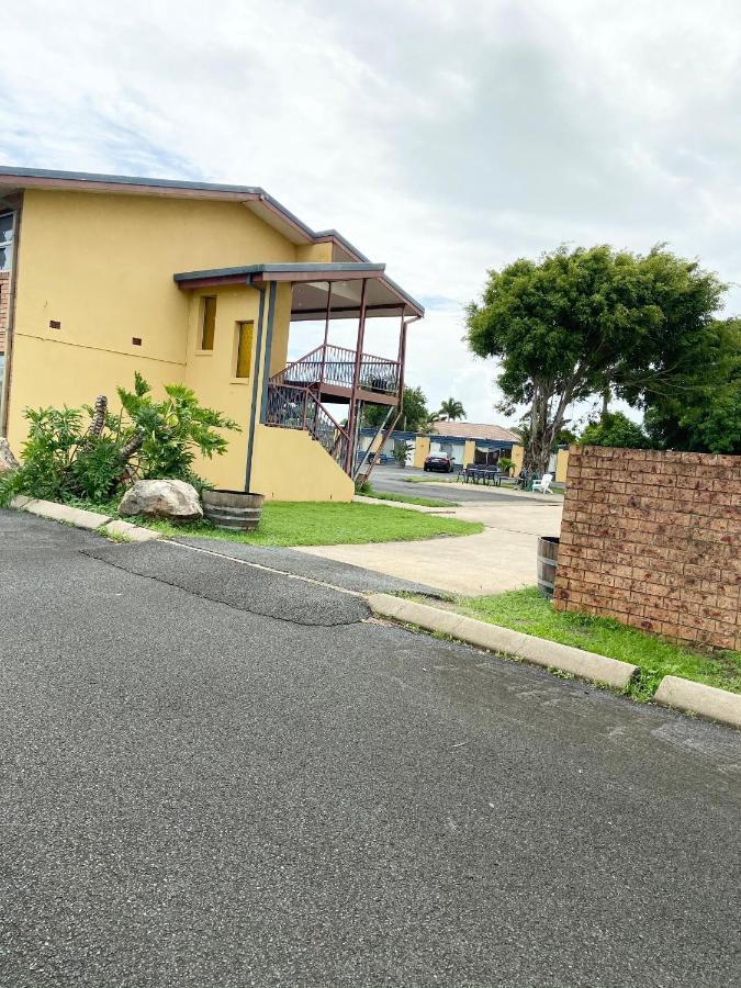 Proserpine Motor Lodge Eksteriør billede