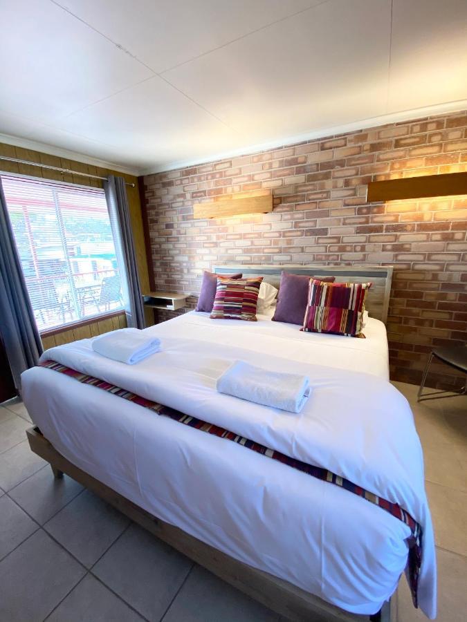 Proserpine Motor Lodge Eksteriør billede