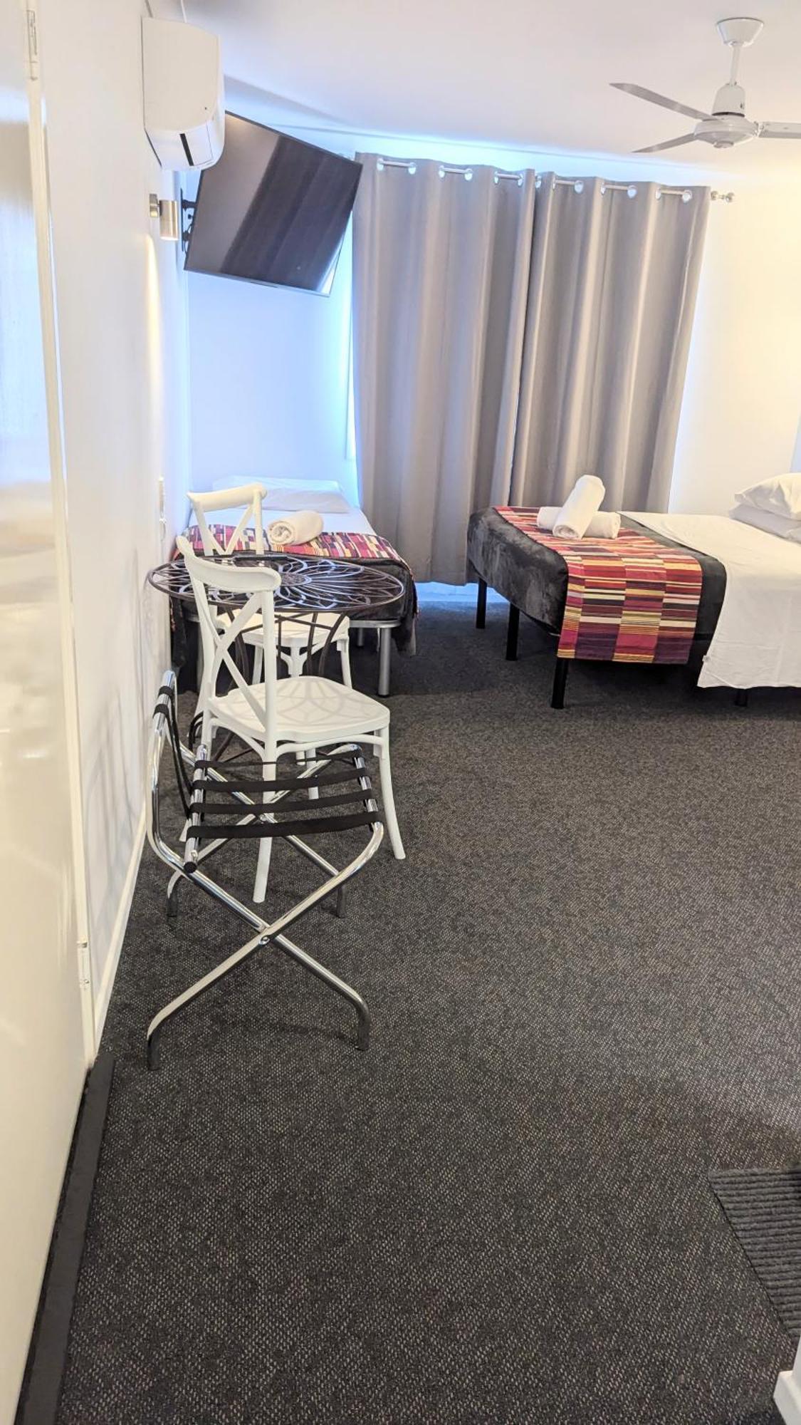 Proserpine Motor Lodge Eksteriør billede