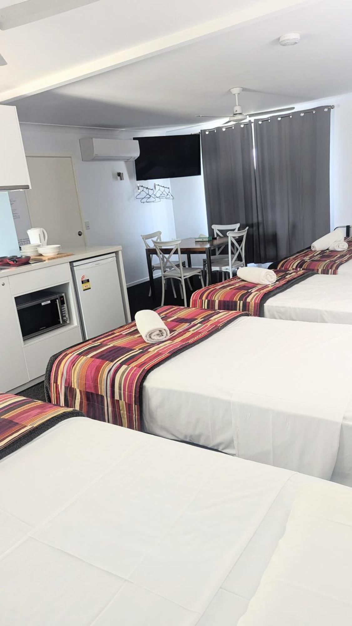 Proserpine Motor Lodge Eksteriør billede
